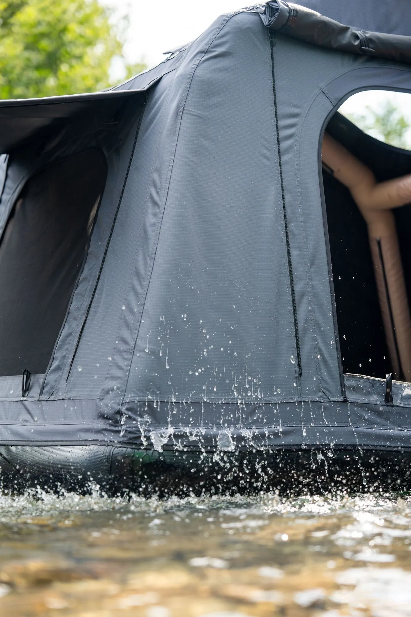Amphibious for Black Auto Camping Glamping Ladder, Outdoor Tent Roof Foldable Self-Driving Touring(Without Express delivery Inflatable SUV,Truck ) for Car Tent and Universal 2-3 Augmented reality People Top camping