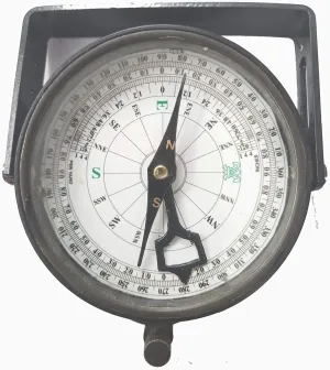 Black Clinometer Compass Aluminum Body Portable navigational Tool in Carrying case for Camping & Hiking, As Shown In Image