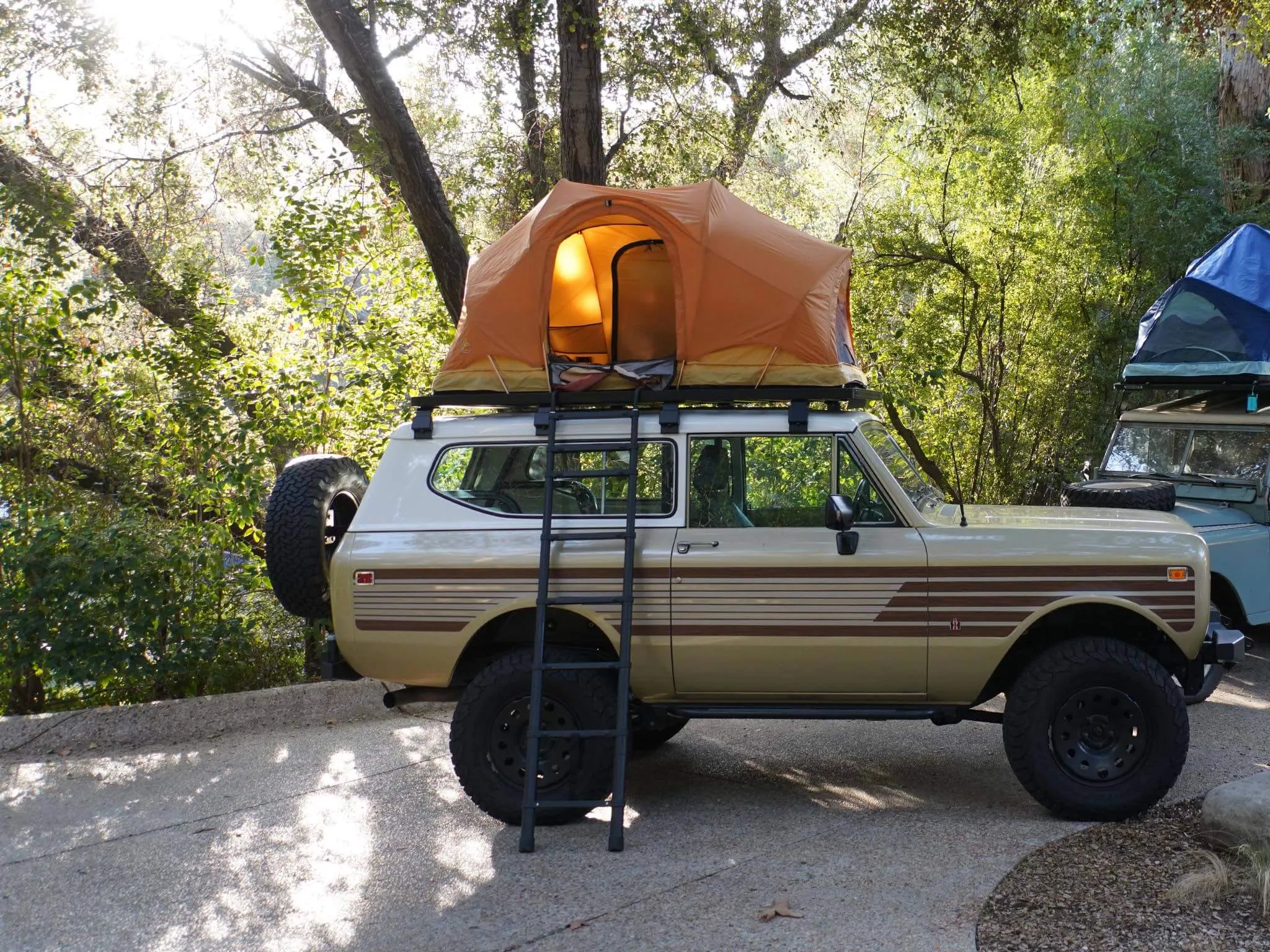 C6 Outdoor Rev Tent