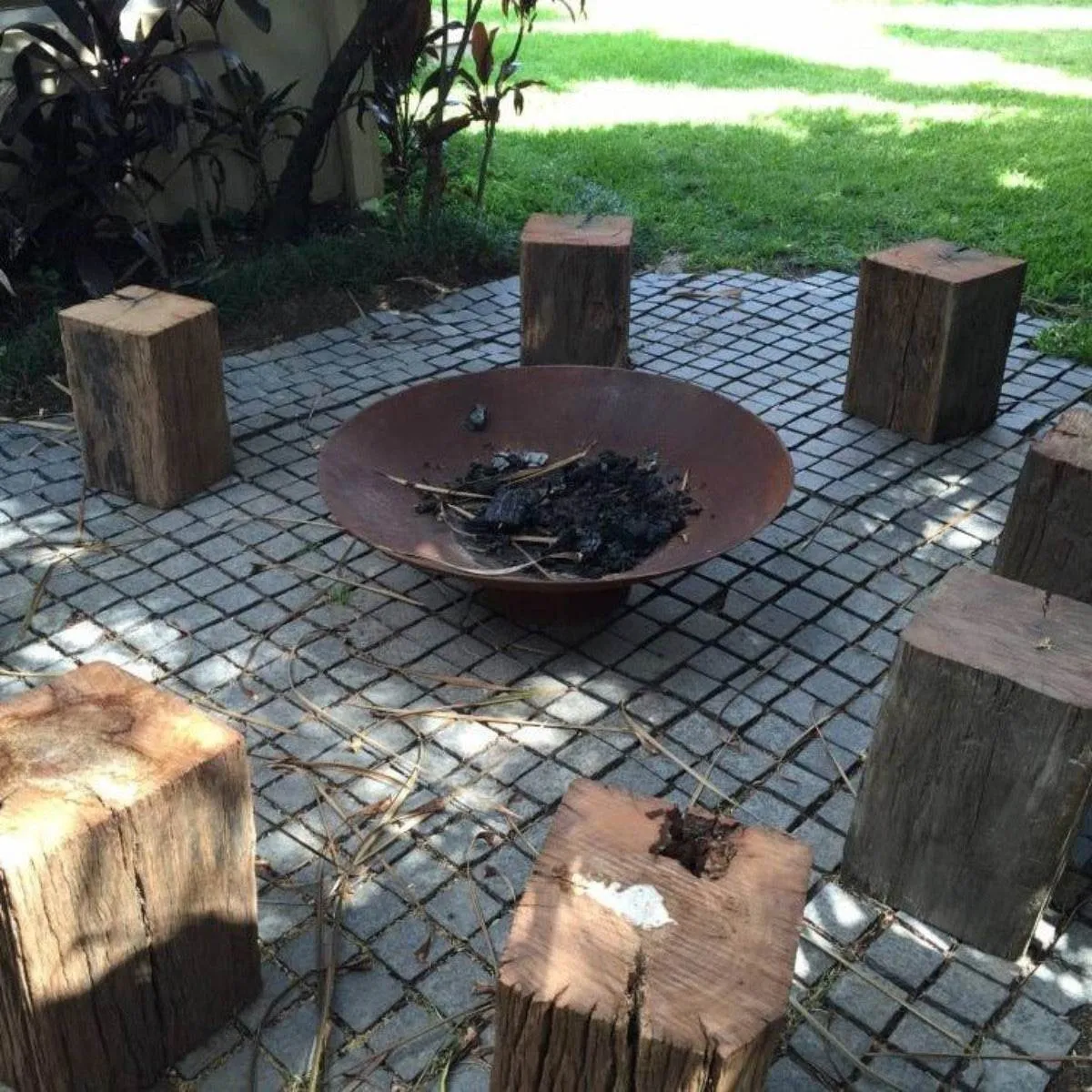 Cauldron Cast Iron Fire Pit - 100cm
