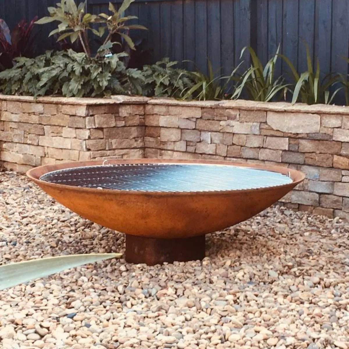 Cauldron Cast Iron Fire Pit -120cm