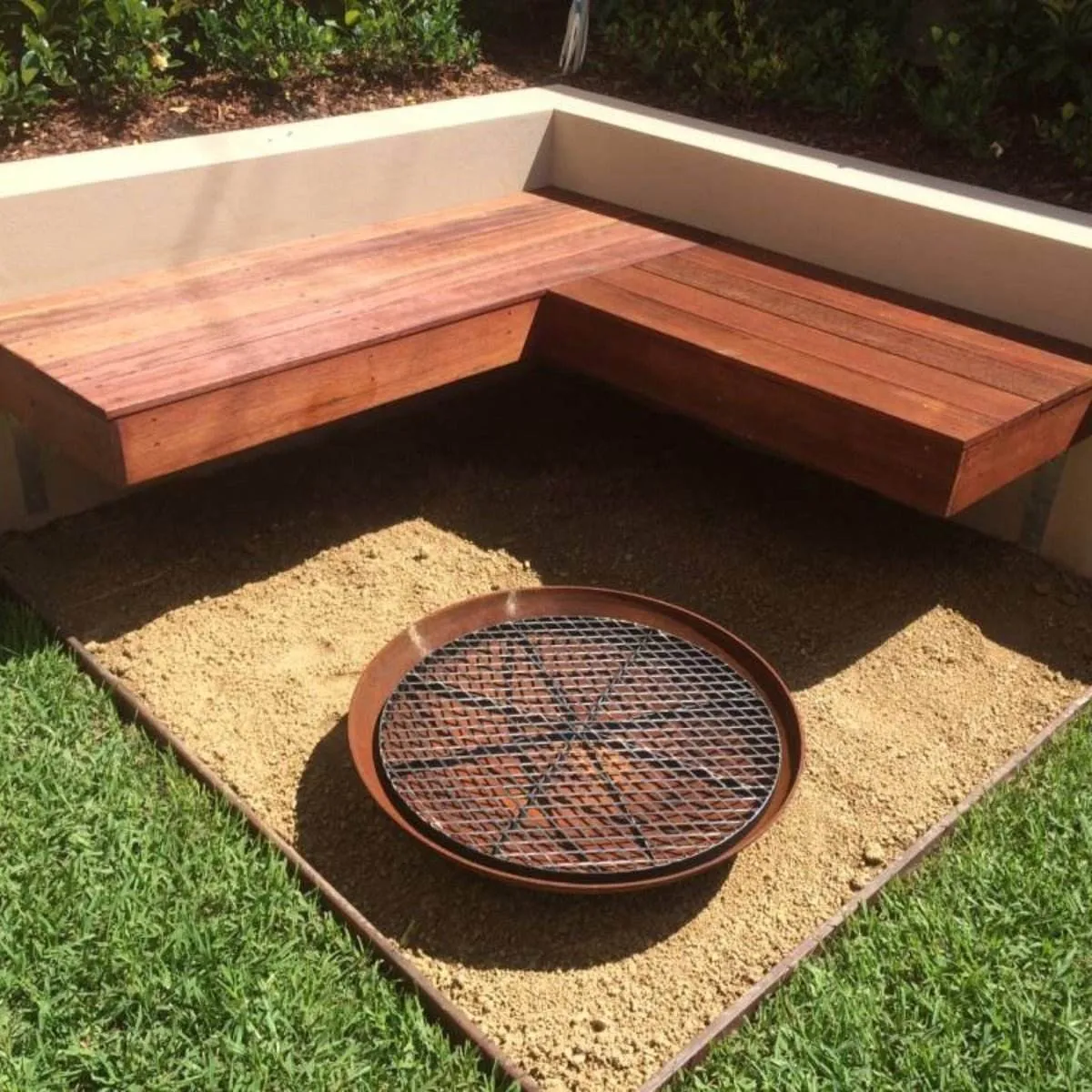 Cauldron Cast Iron Fire Pit - 800mm