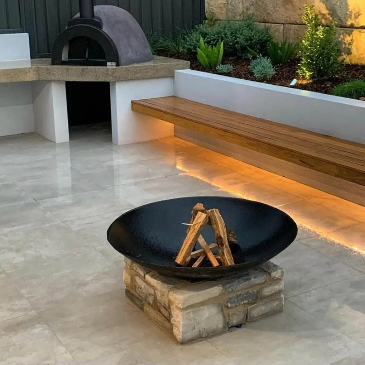 Cauldron Cast Iron Fire Pit - 800mm