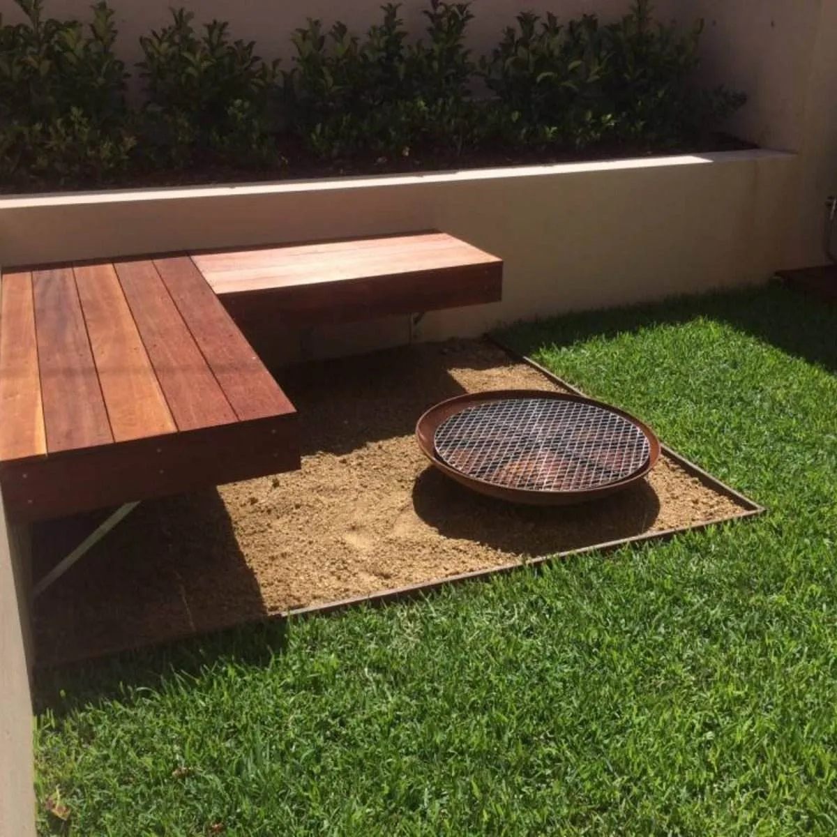 Cauldron Cast Iron Fire Pit - 800mm