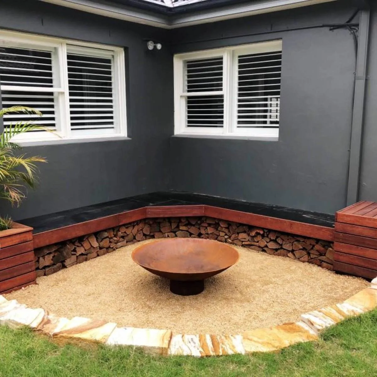 Cauldron Cast Iron Fire Pit - 800mm