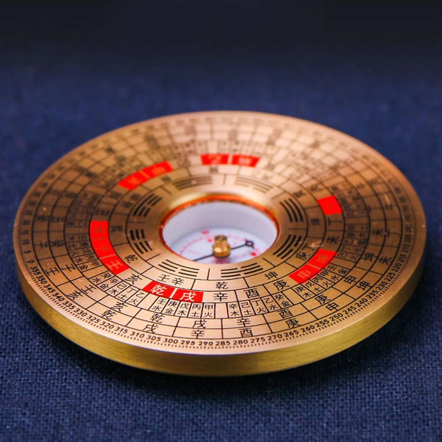 Chinese Feng Shui Luo Pan,Gossip Compass, Copper Compass Ternary High-Precision Pure Copper Small Gossip Portable Fengshui House Comprehensive Dragon-Seeking Compass Feng Shui Compass Compa