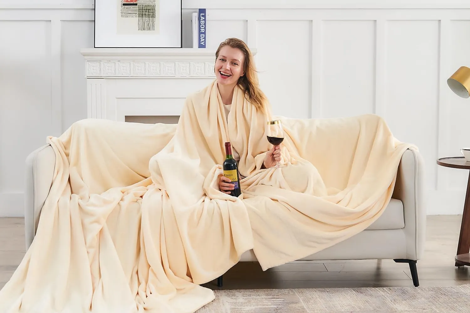 Commollis Oversized King Fleece Blanket 120"x120" (10'x10') - Giant Flannel Throw Blanket for Bed, Couch, Camping & Travel - Soft, Warm, Family-Sized Blanket for Indoor & Outdoor Use