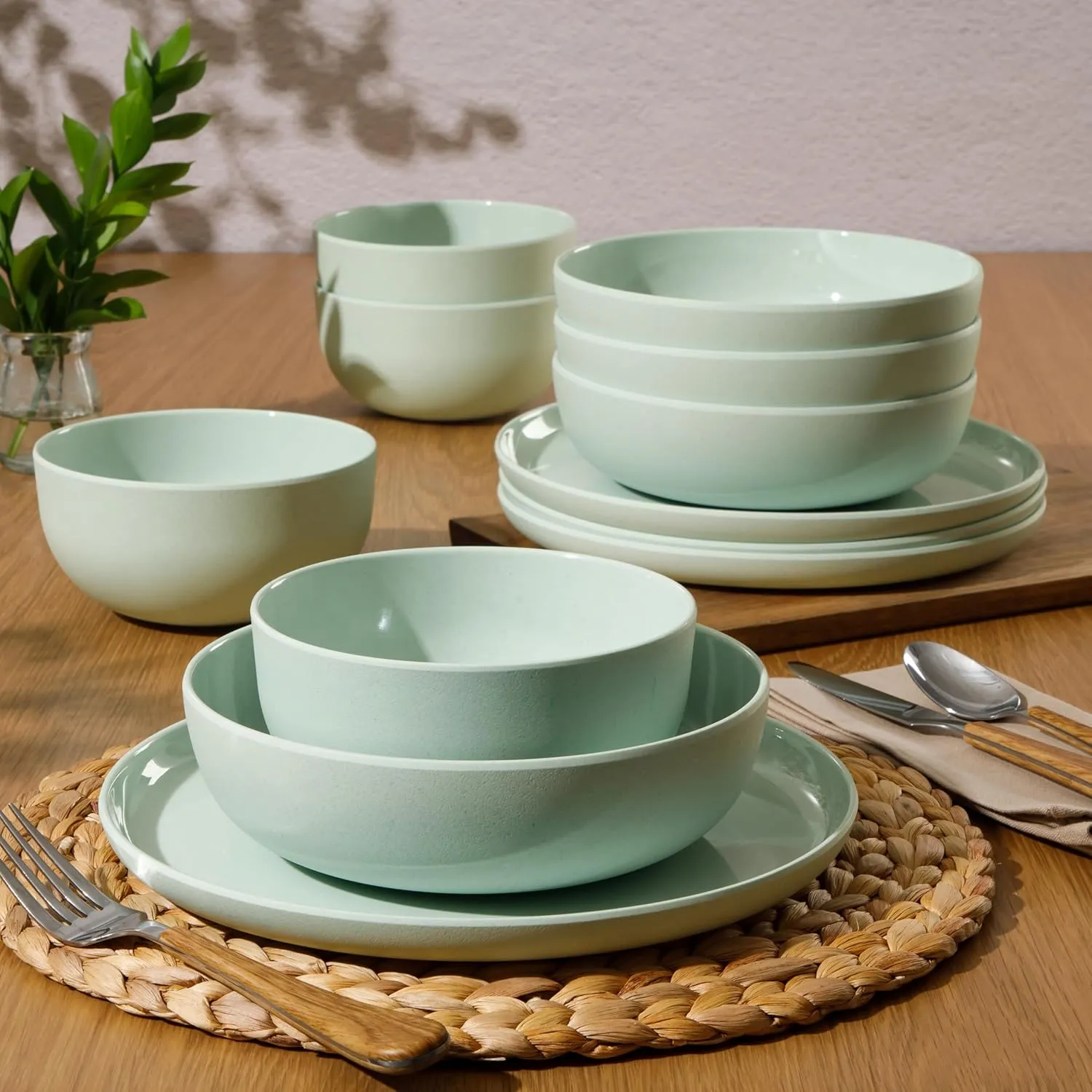 Gibson Home Candy Skies 12 Piece Unbreakable Wheat Straw Melamine Plates and Bowls Dinnerware Set - Outdoor, Camping, & Everyday Use - Matte Exterior/Shiny Interior Green