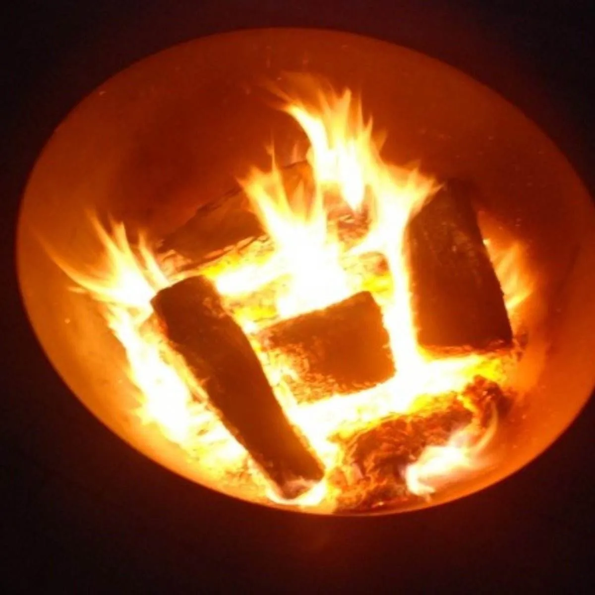 Goblet Cast Iron Fire Pit