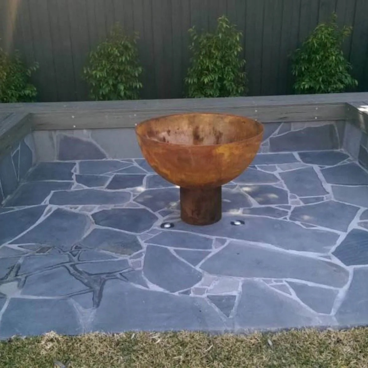 Goblet Cast Iron Fire Pit