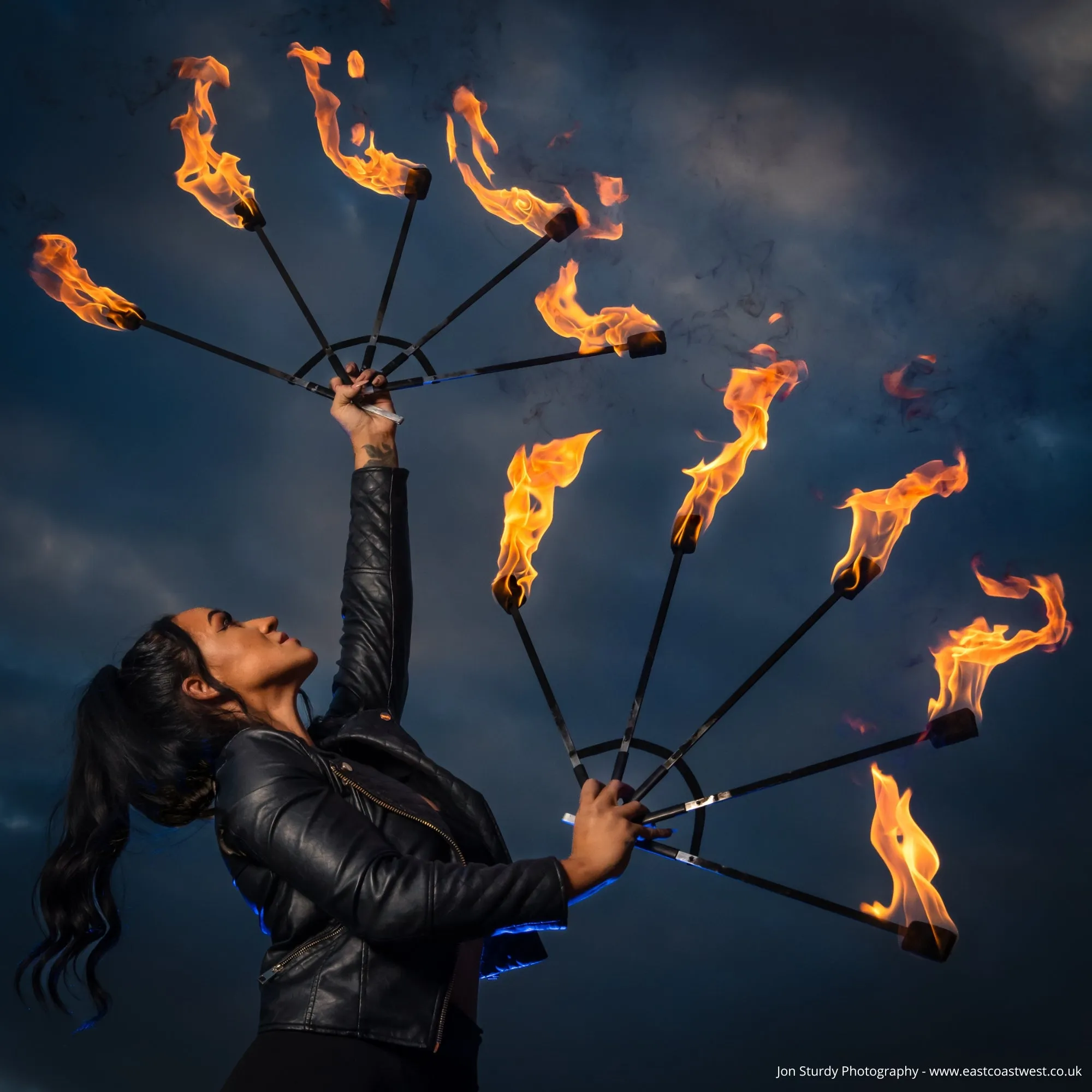 Gora Collapsible Fire fans
