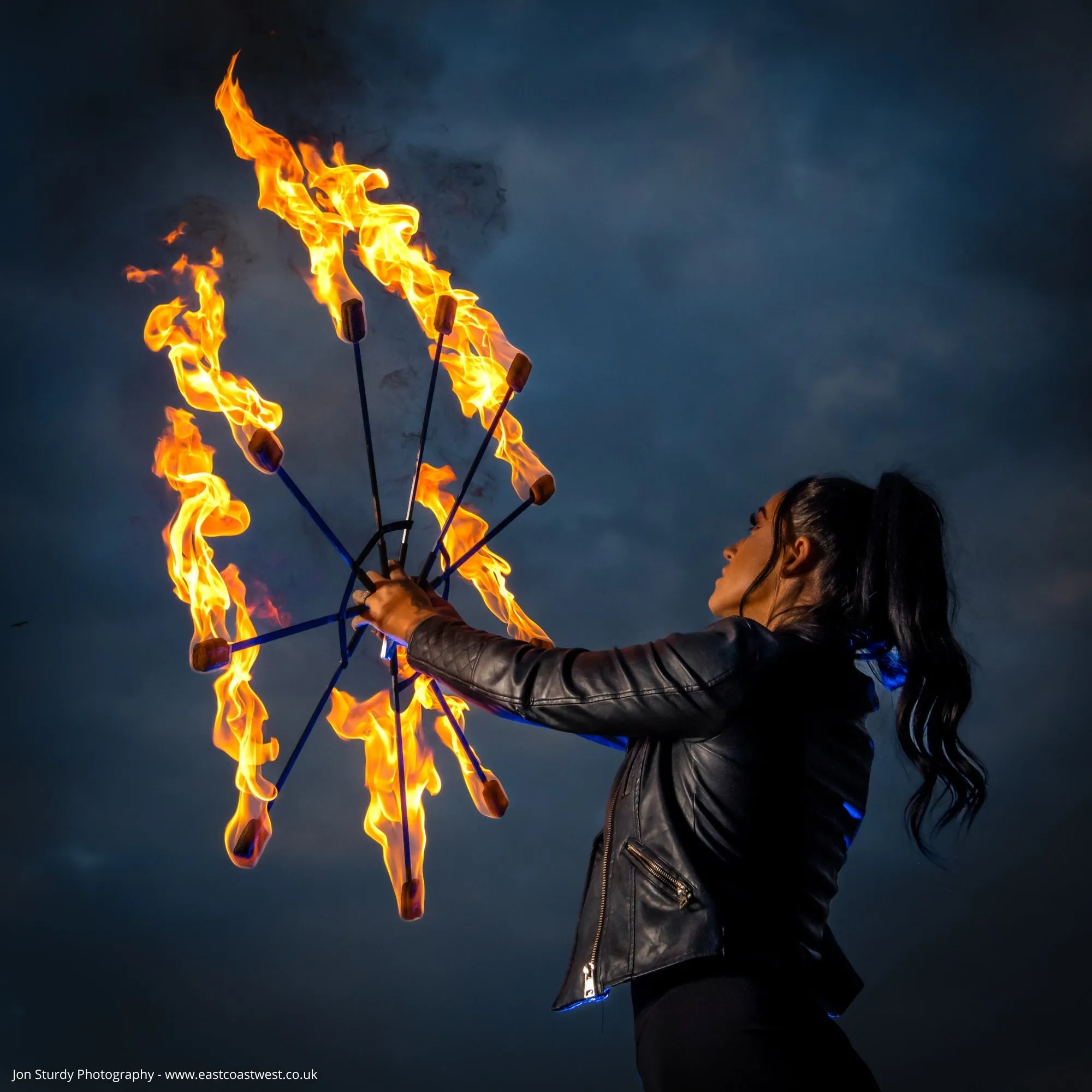 Gora Collapsible Fire fans