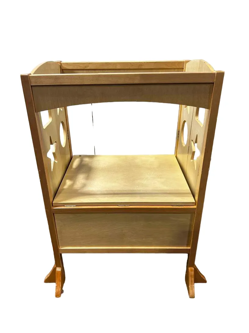 Guidecraft Classic Kitchen Helper, Natural