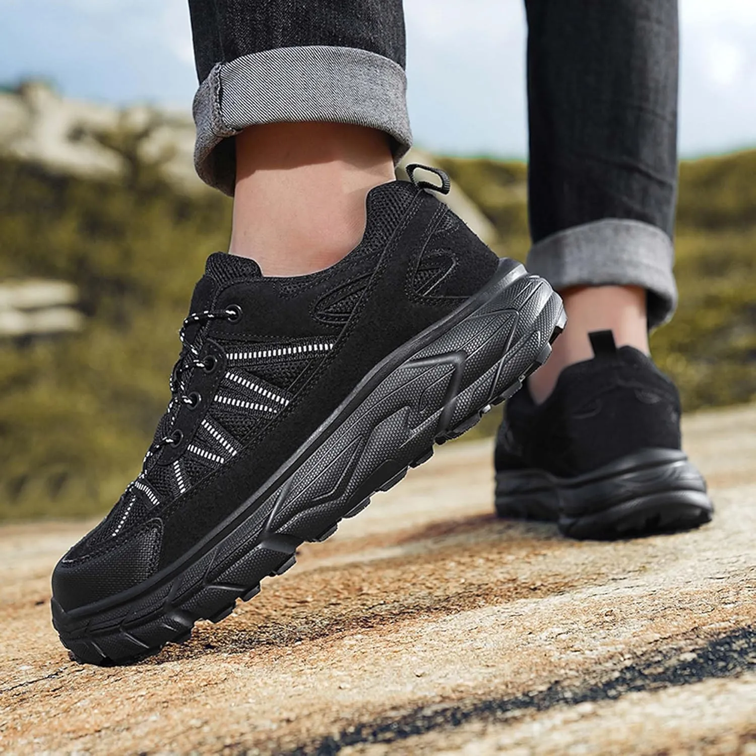 Large Size Hiking Shoes, Ultra Light Outdoor Leisure Rubber Sole, Four Season Sports Shoes