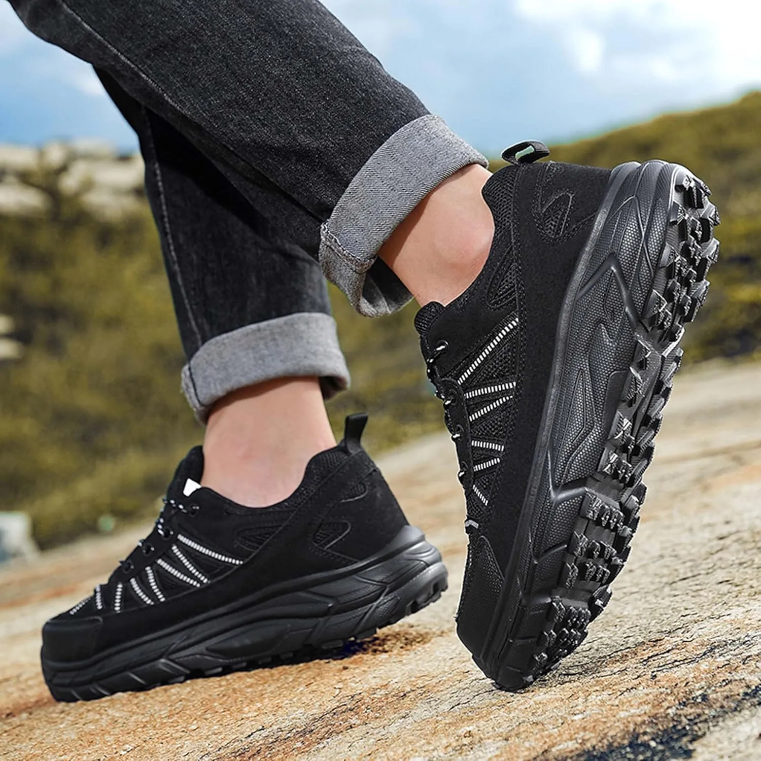 Large Size Hiking Shoes, Ultra Light Outdoor Leisure Rubber Sole, Four Season Sports Shoes