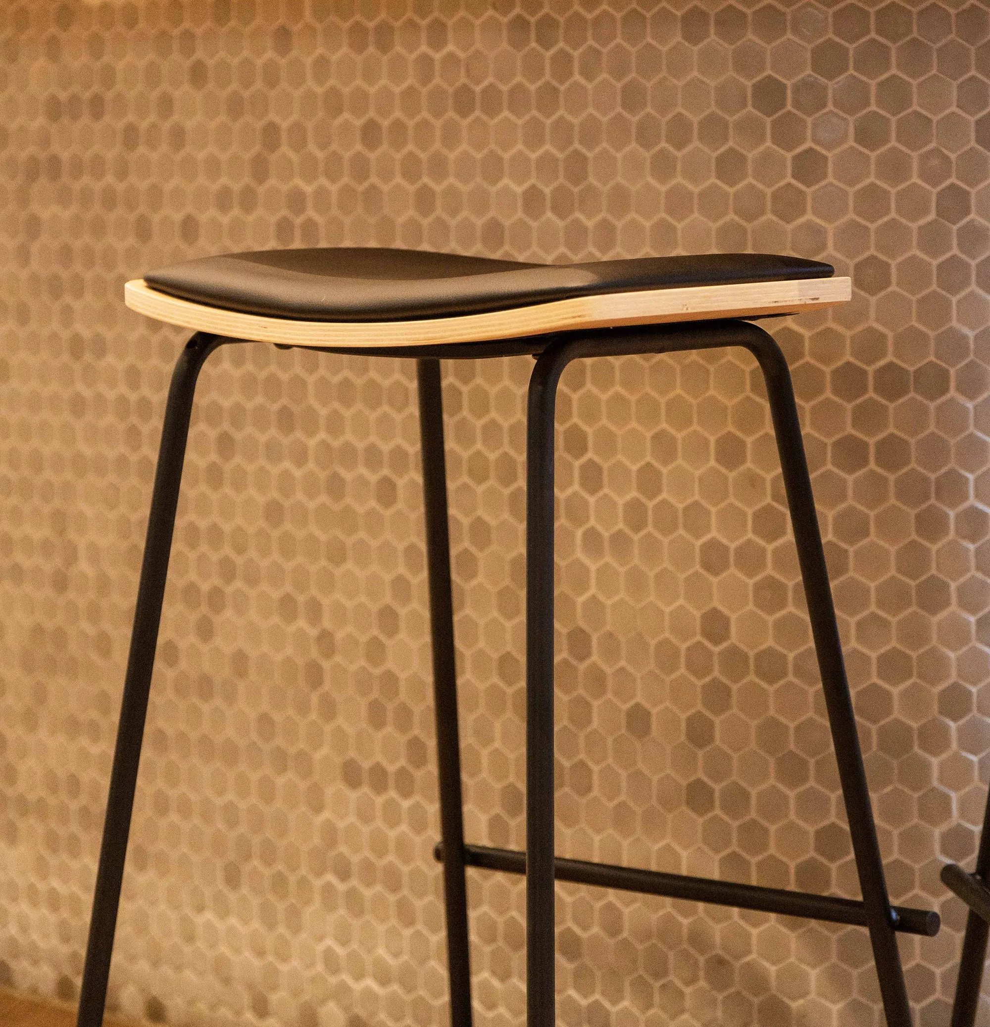 Minimalist bar stool 67cm