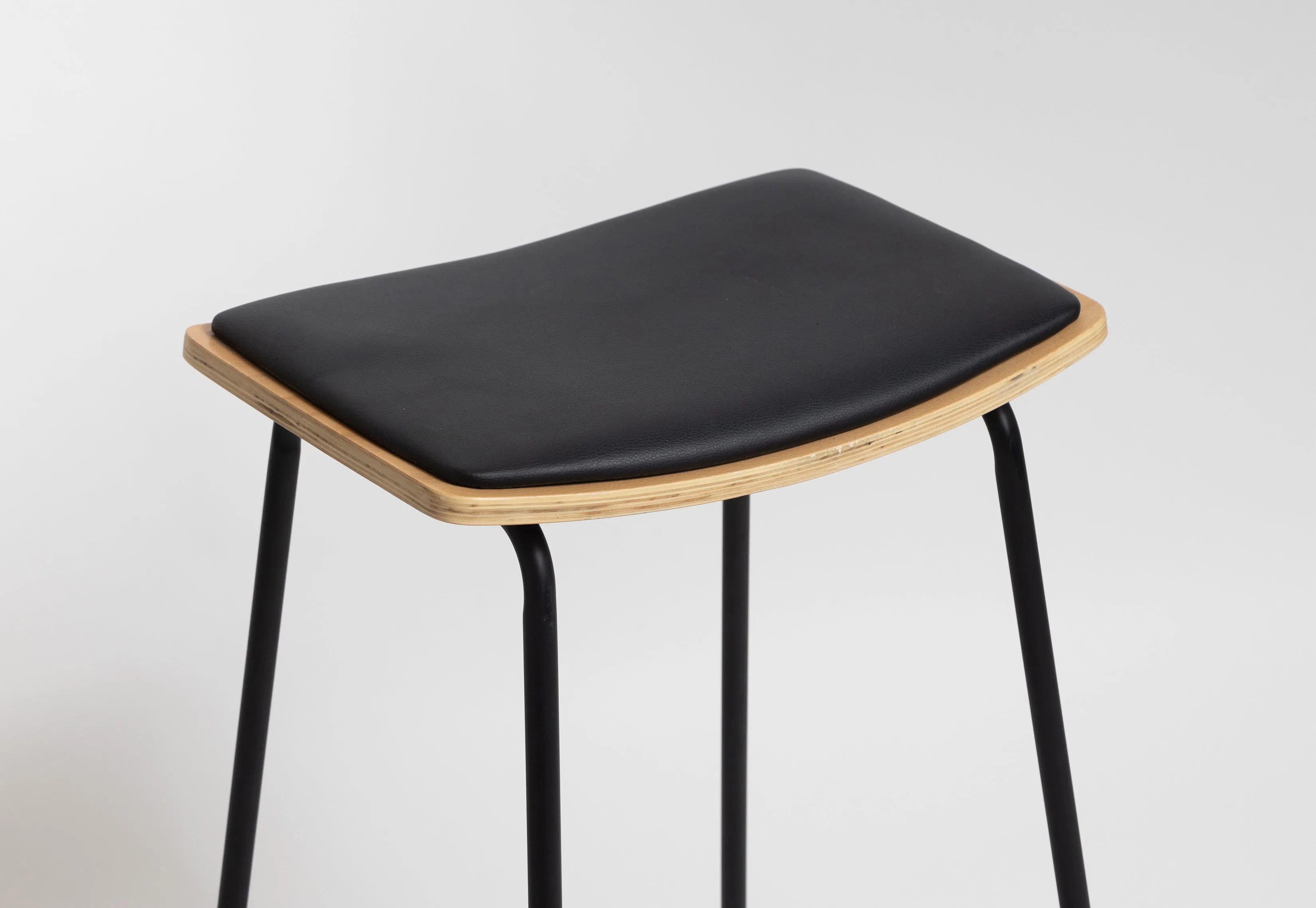 Minimalist bar stool 67cm
