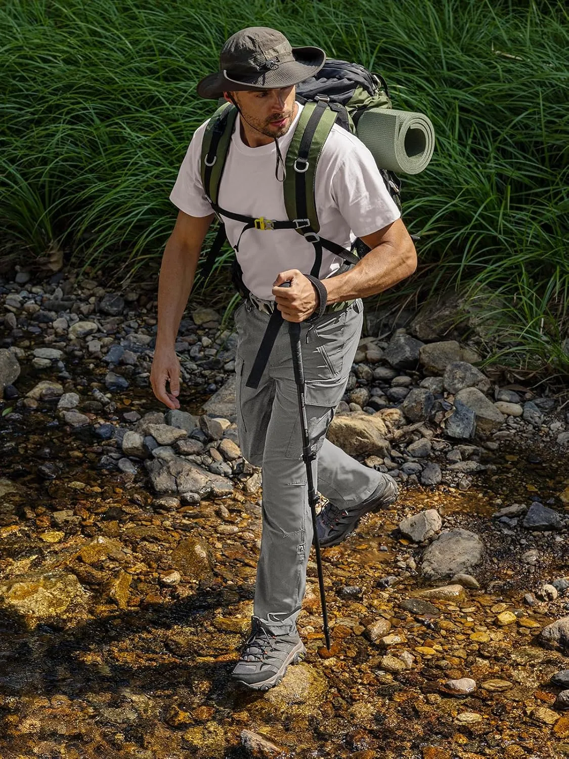 Moosehill Men's Hiking Cargo Pants Lightweight Water-Resistant Quick Dry for Tactical Work Fishing Golf Travel Outdoor Casual