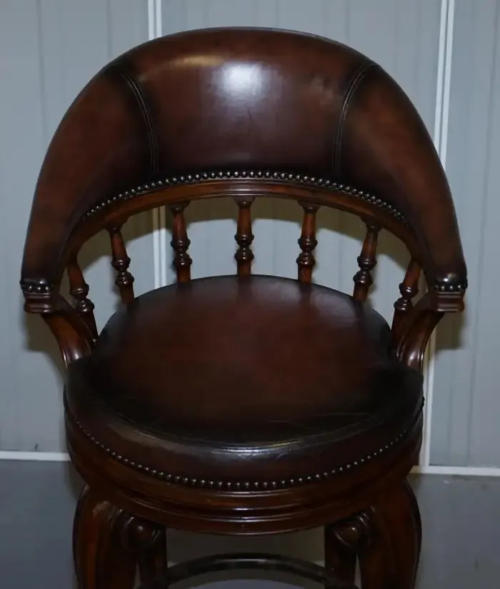 Premium Solid wood Handcrafted Modern Bar Stool with Upholstery Leatherette and 360 Degree Rotation & Unique swivel bar stools