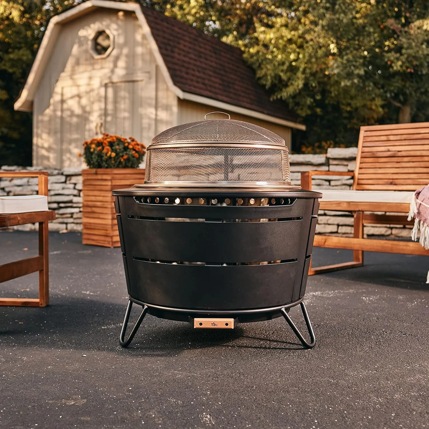 Reunion Fire Pit Screen & Poker Set – Outdoor Fire Pit Spark Protector & Ember Guard – Fire Poker Tool for Safe & Controlled Fires – Durable Metal Fire Pit Accessories in Gold & Black