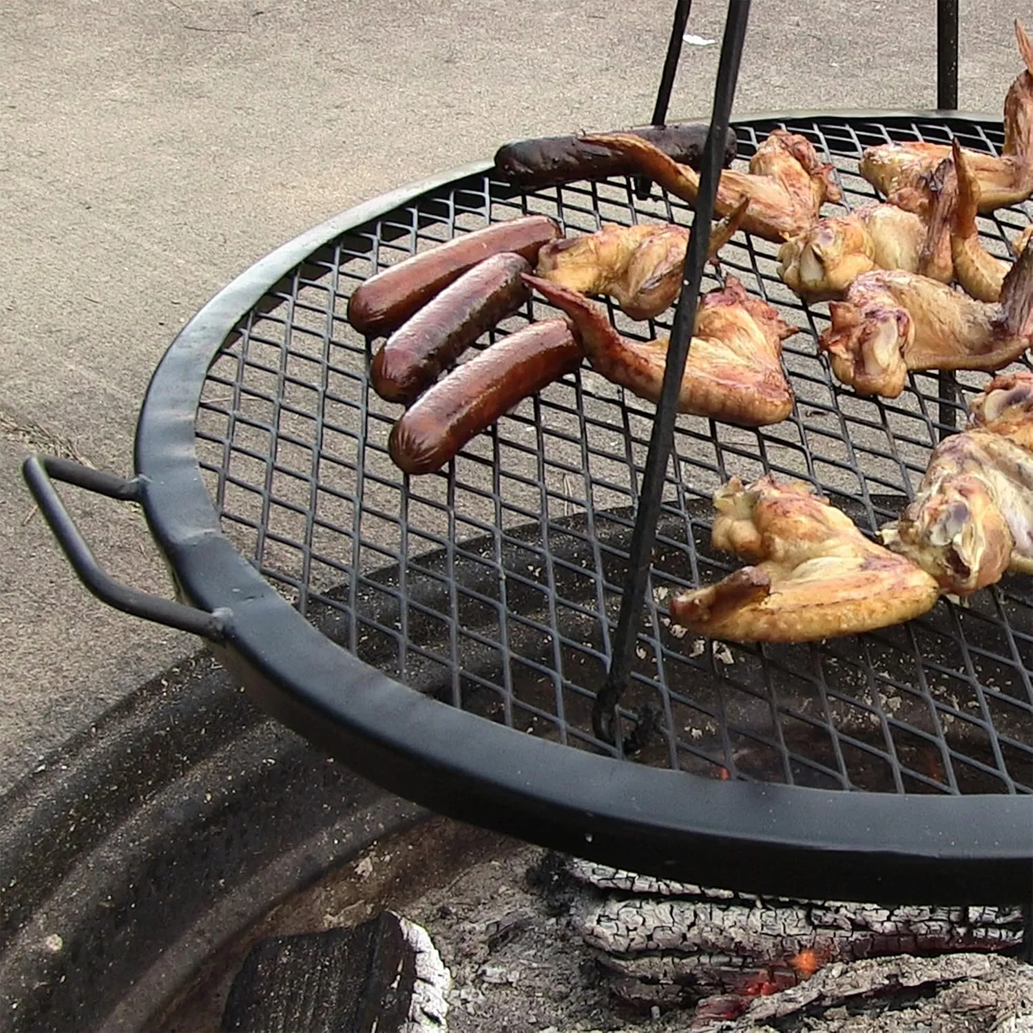 Sunnydaze X-Marks Fire Pit Cooking Grate - Outdoor Round Black Steel BBQ Campfire Grill with Handles - 24-Inch